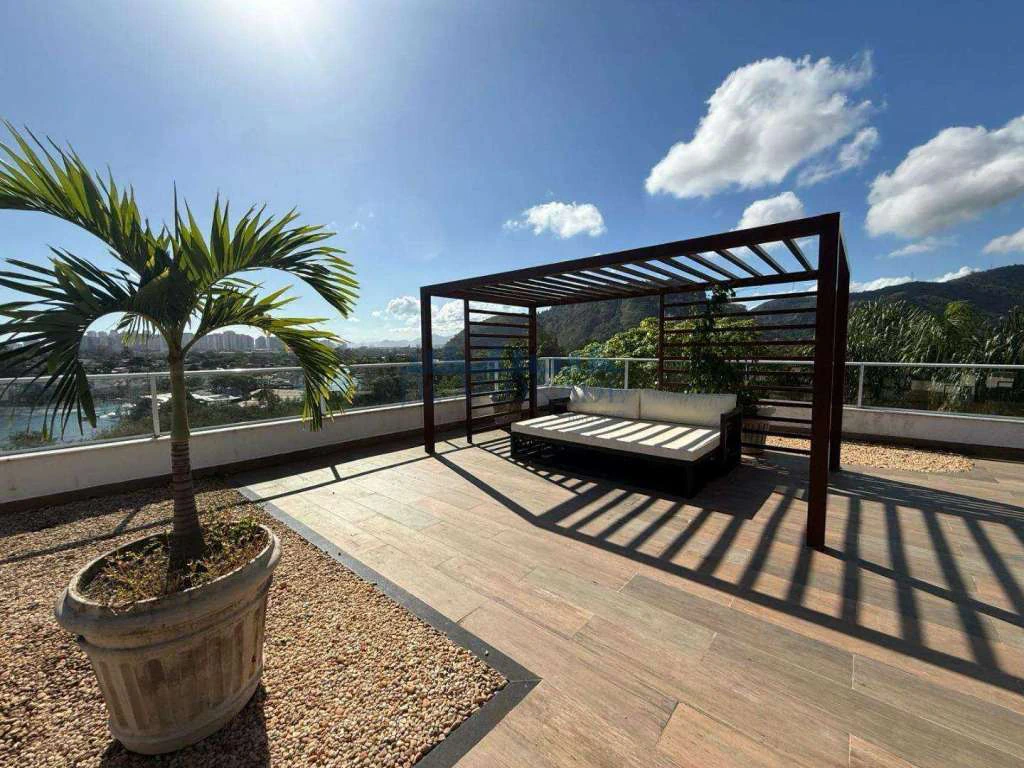 Furnished house with 4 en-suite bedrooms and 993 m² — photo 6
