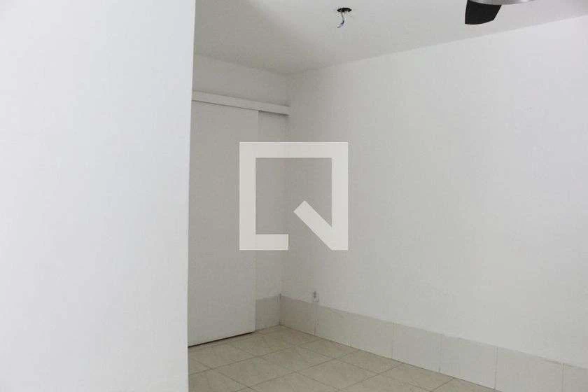Apartamento de 2 dormitorios con balcón y 60 m² — photo 21