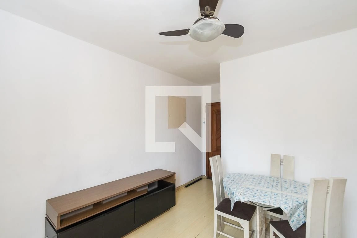 Rental apartment with 2 bedrooms 1 bath and a terrace — photo 10