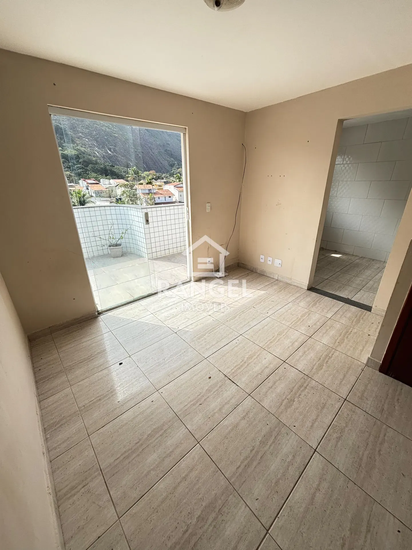 Vista a la montaña y 2 dormitorios: departamento de 76 m² — photo 4