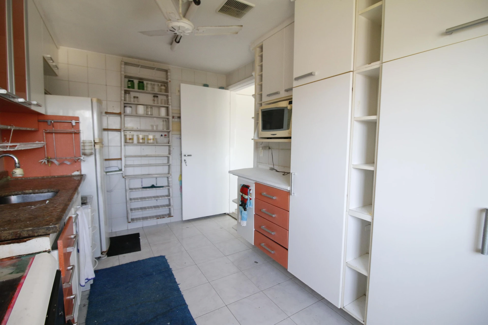 Apartamento mobiliado com 3 quartos e varanda — photo 32