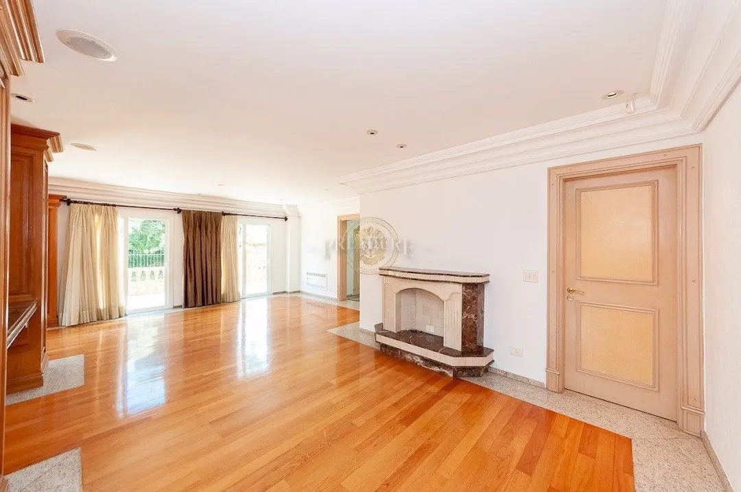 Casa com 4 suítes e jardim privativo, 7 banheiros — photo 9