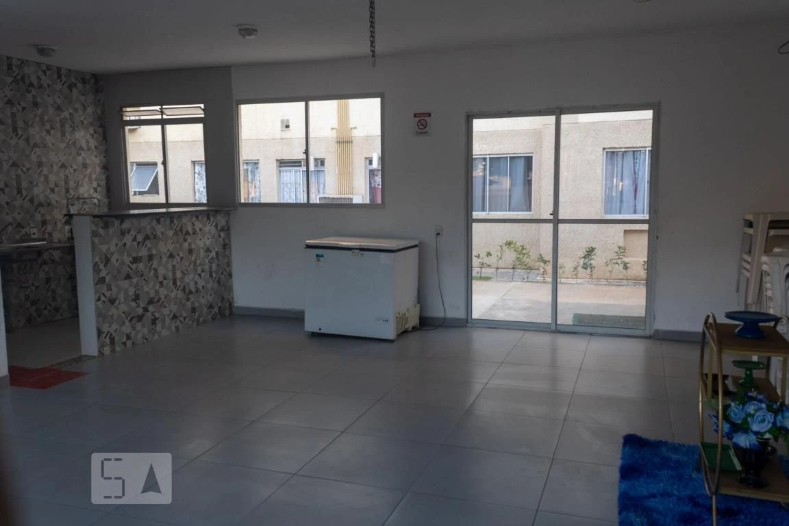 Apartamento com 2 quartos e área de lavanderia — photo 39