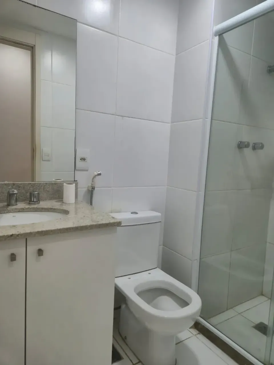 2-bedroom apartment with a separate kitchen and 2 baths — photo 4
