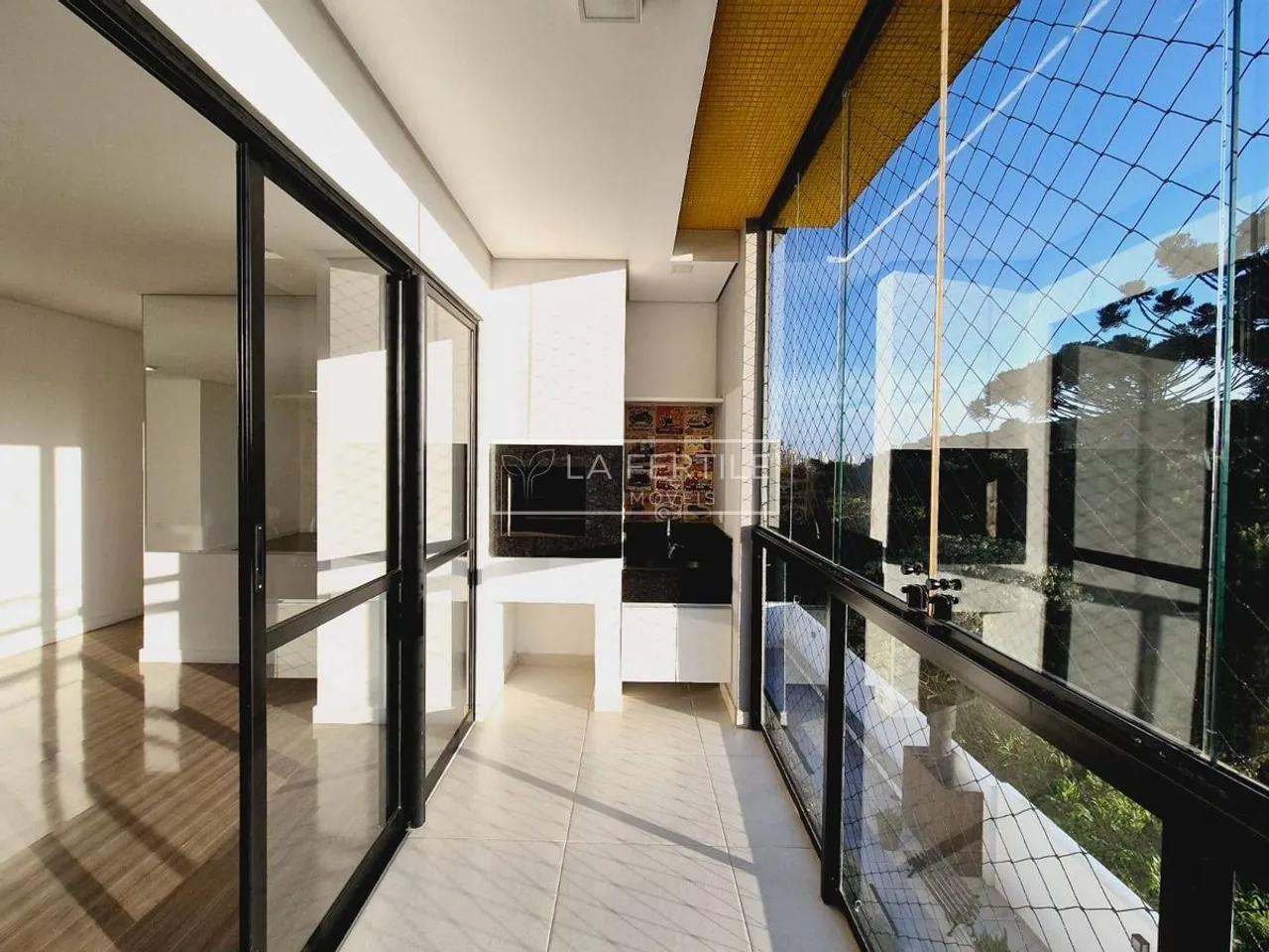 115 m² apartment with 2 bedrooms and an open-plan kitchen — photo 10