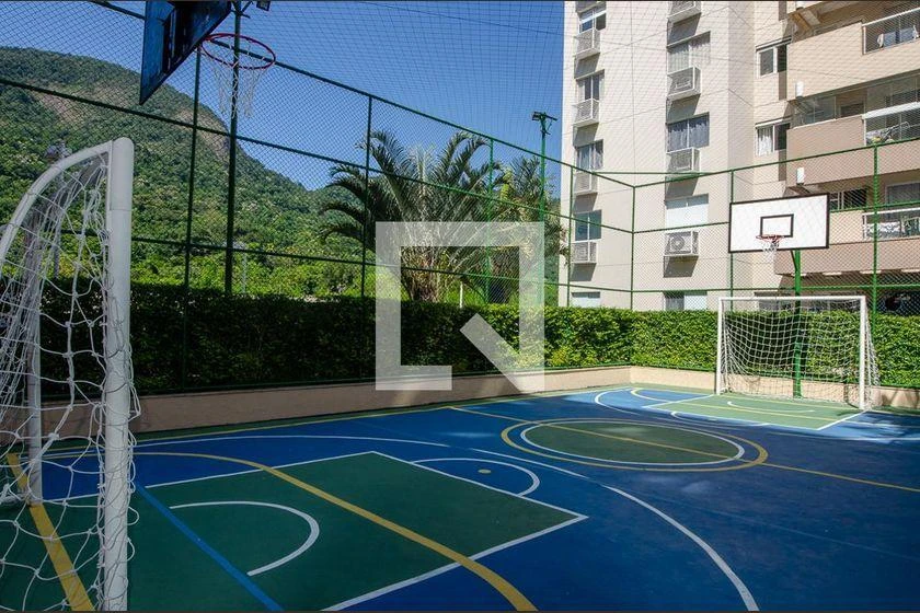 82 m² furnished apartment with 3 bedrooms and parking — photo 42