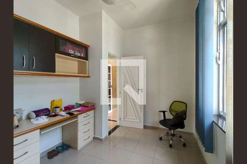 3-bedroom apartment with a terrace and 100 m² — photo 27