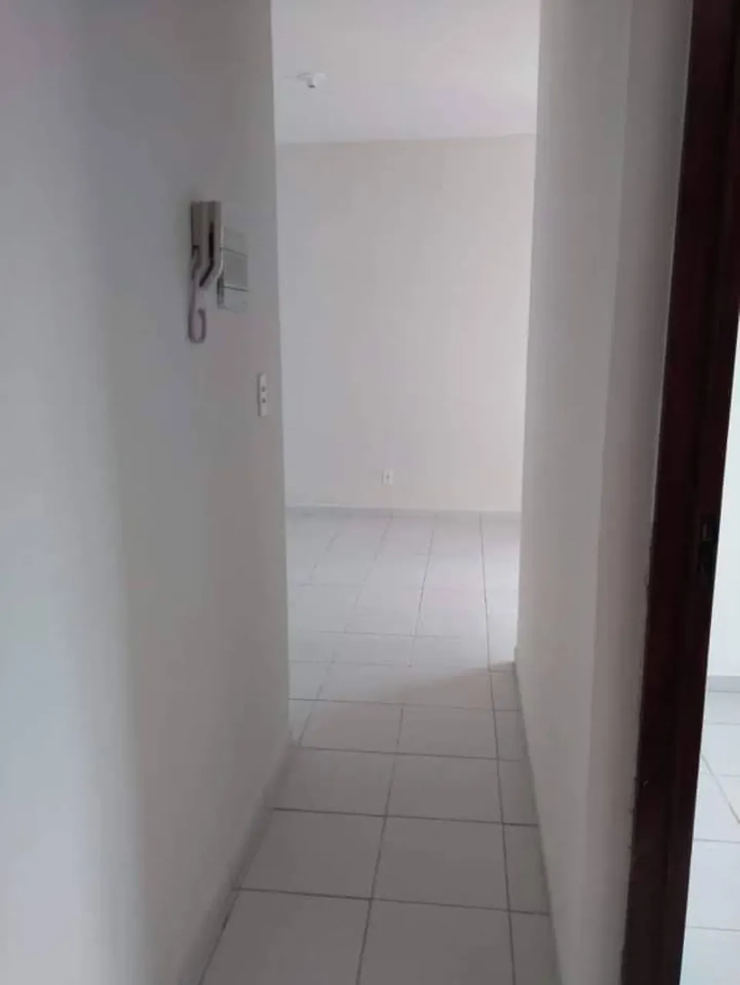 Apartamento de 2 quartos em condomínio com piscina — photo 4