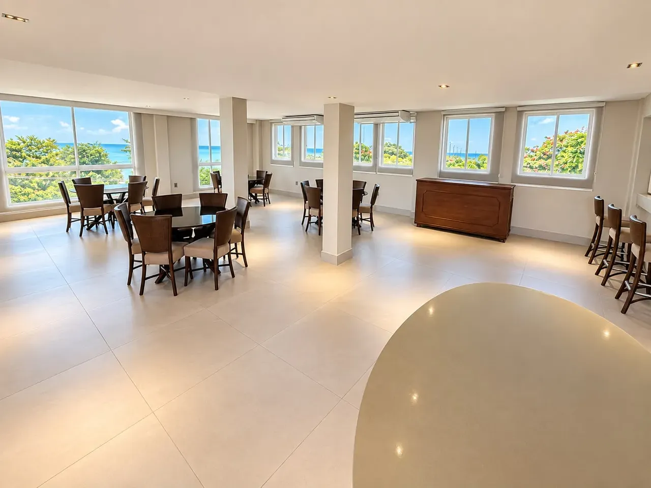 Casa de 340 m² com varanda gourmet e vista para a água — photo 4