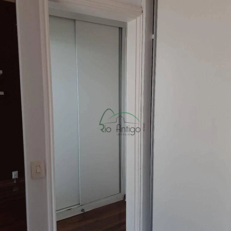 102 m² apartment with 3 bedrooms and 2 bathrooms — photo 30