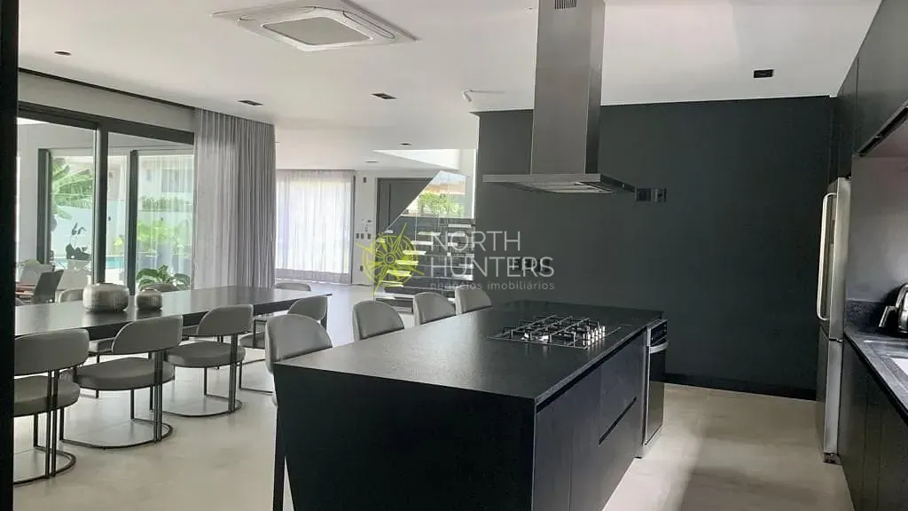Casa mobiliada de 5 suítes com 646 m² e 4 vagas — photo 10