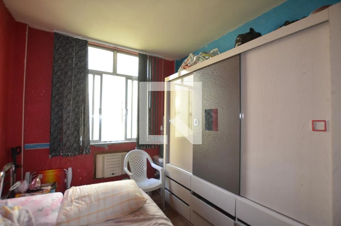 Furnished 2-bedroom apartment with 1 bathroom — photo 23