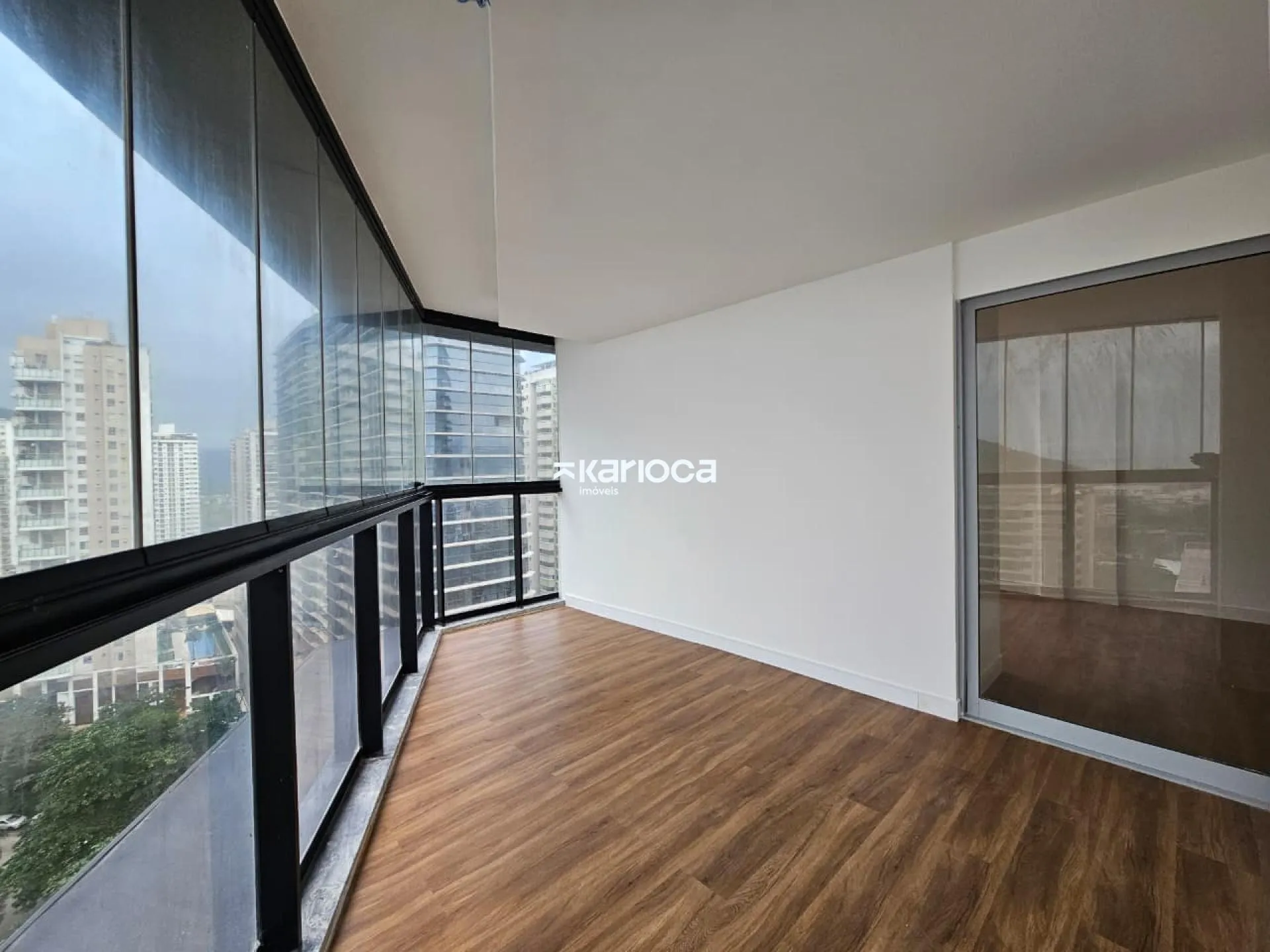 3-bedroom apartment with floor-to-ceiling windows — photo 58