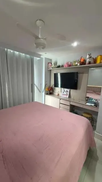 Furnished 4-bedroom apartment with enclosed balcony — photo 5