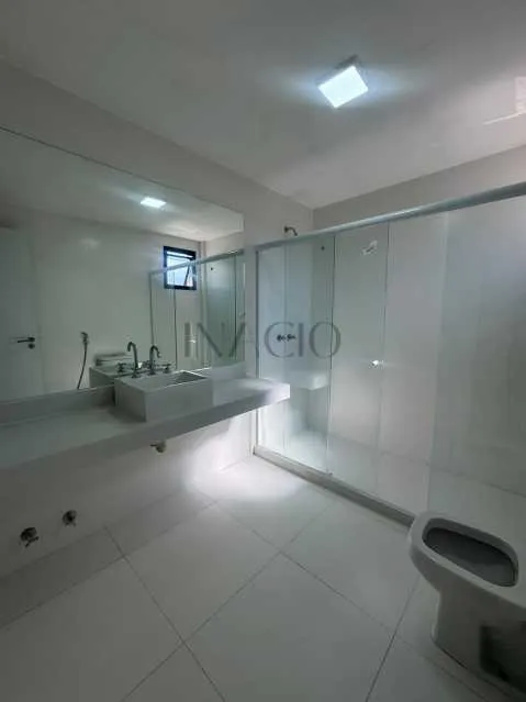 Casa en condominio con 4 dormitorios y 5 baños — photo 25