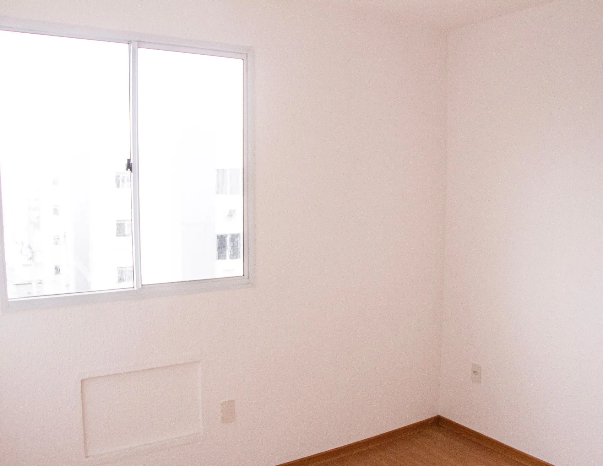 Rental apartment with 2 bedrooms, 1 bath, no parking — photo 3