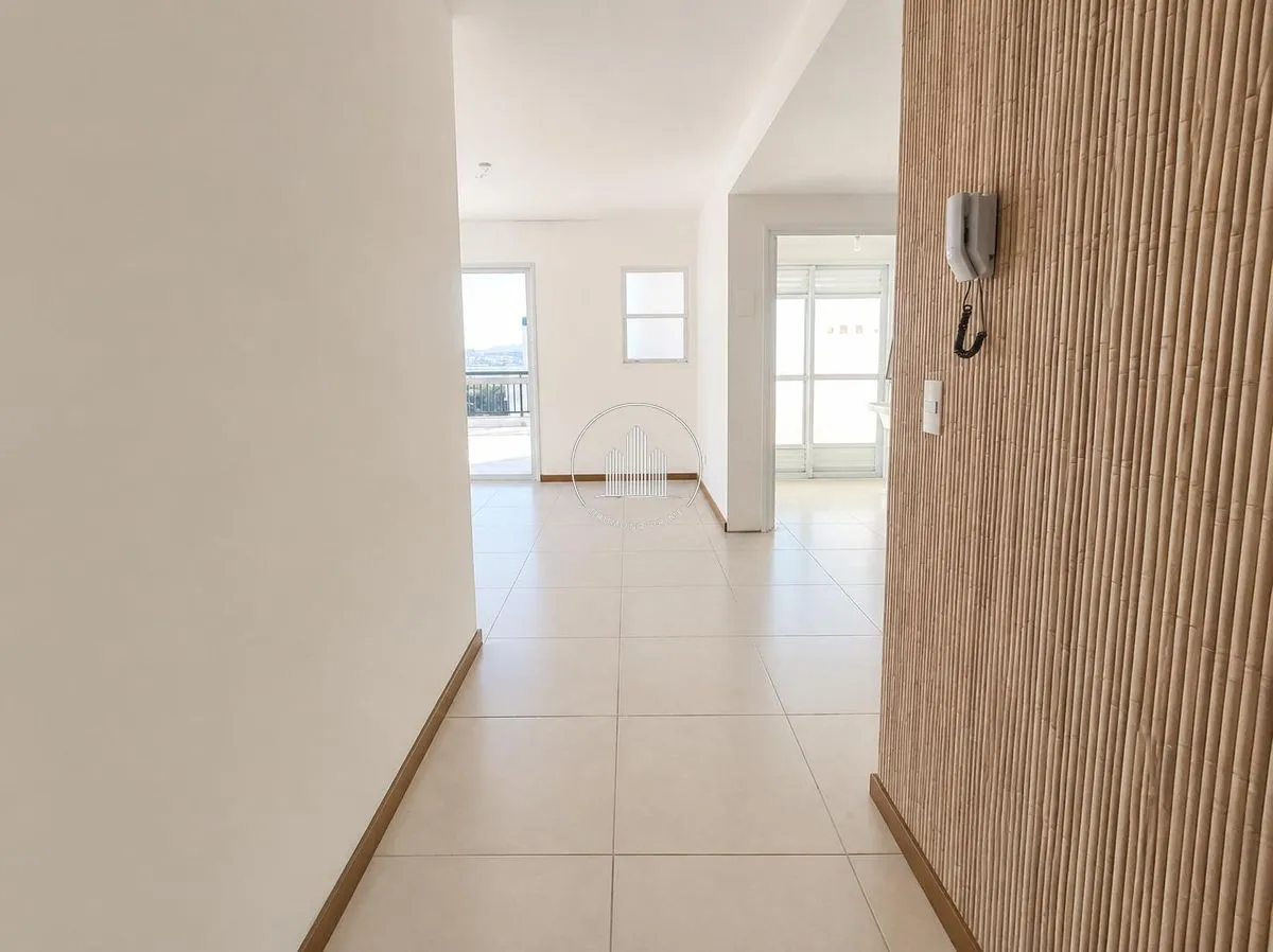 Unfurnished apartment with 3 en-suite bedrooms — photo 16