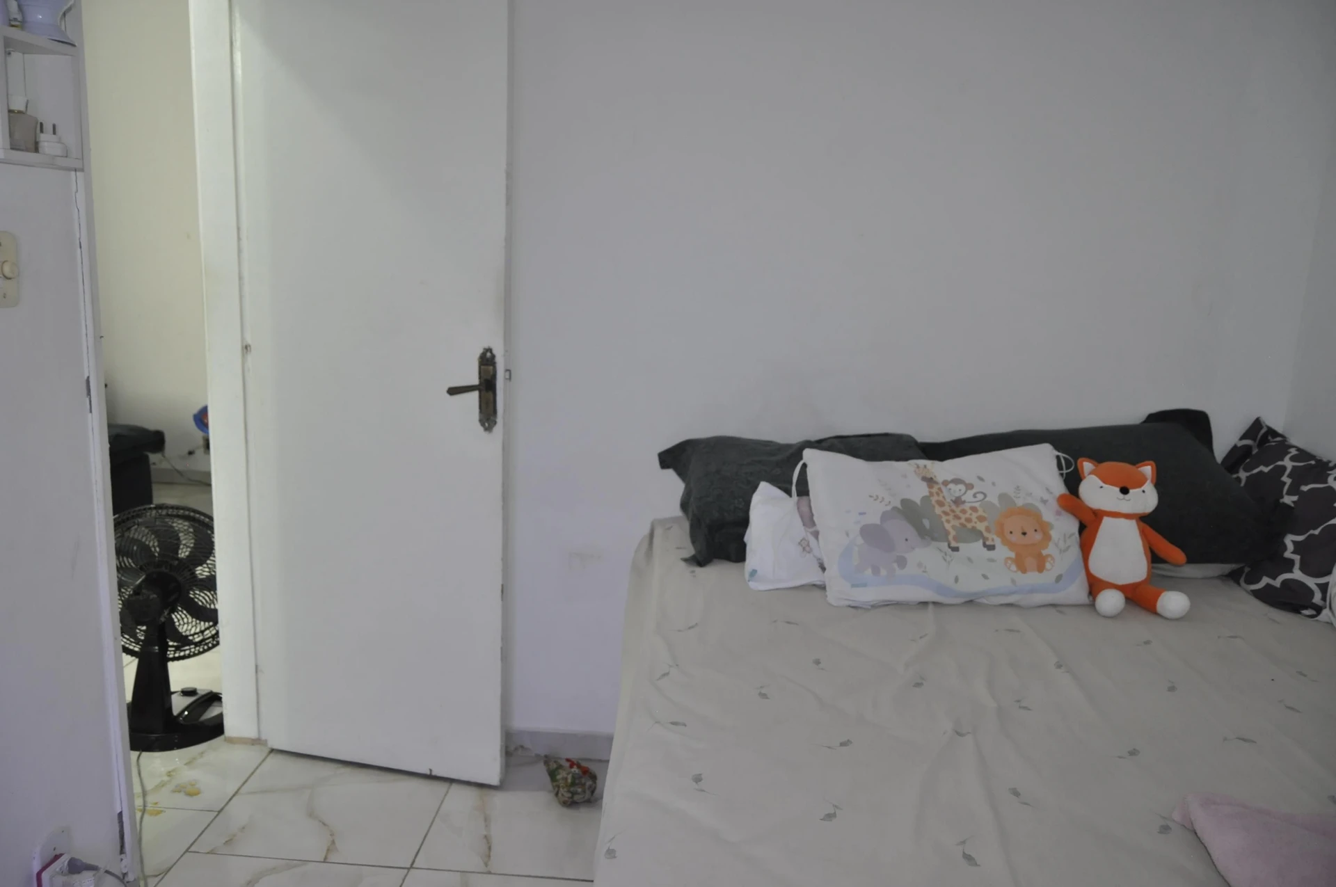 Furnished 2-bedroom apartment with private garden and 1 bath — photo 29
