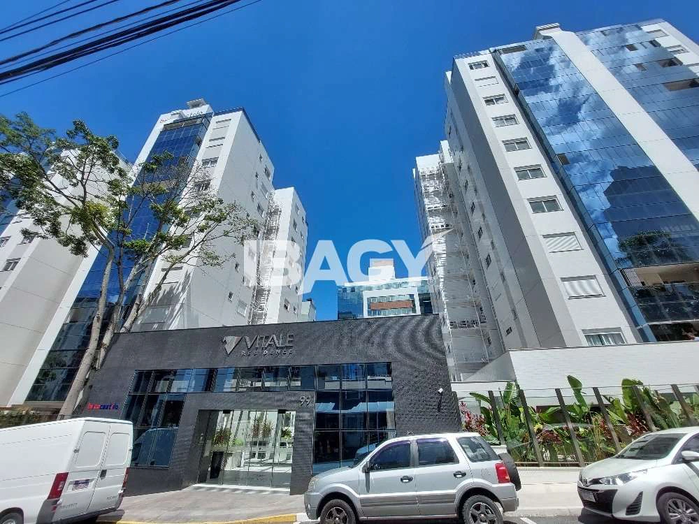 Apartamento de 3 dormitorios con balcón cerrado con vidrio — photo 5