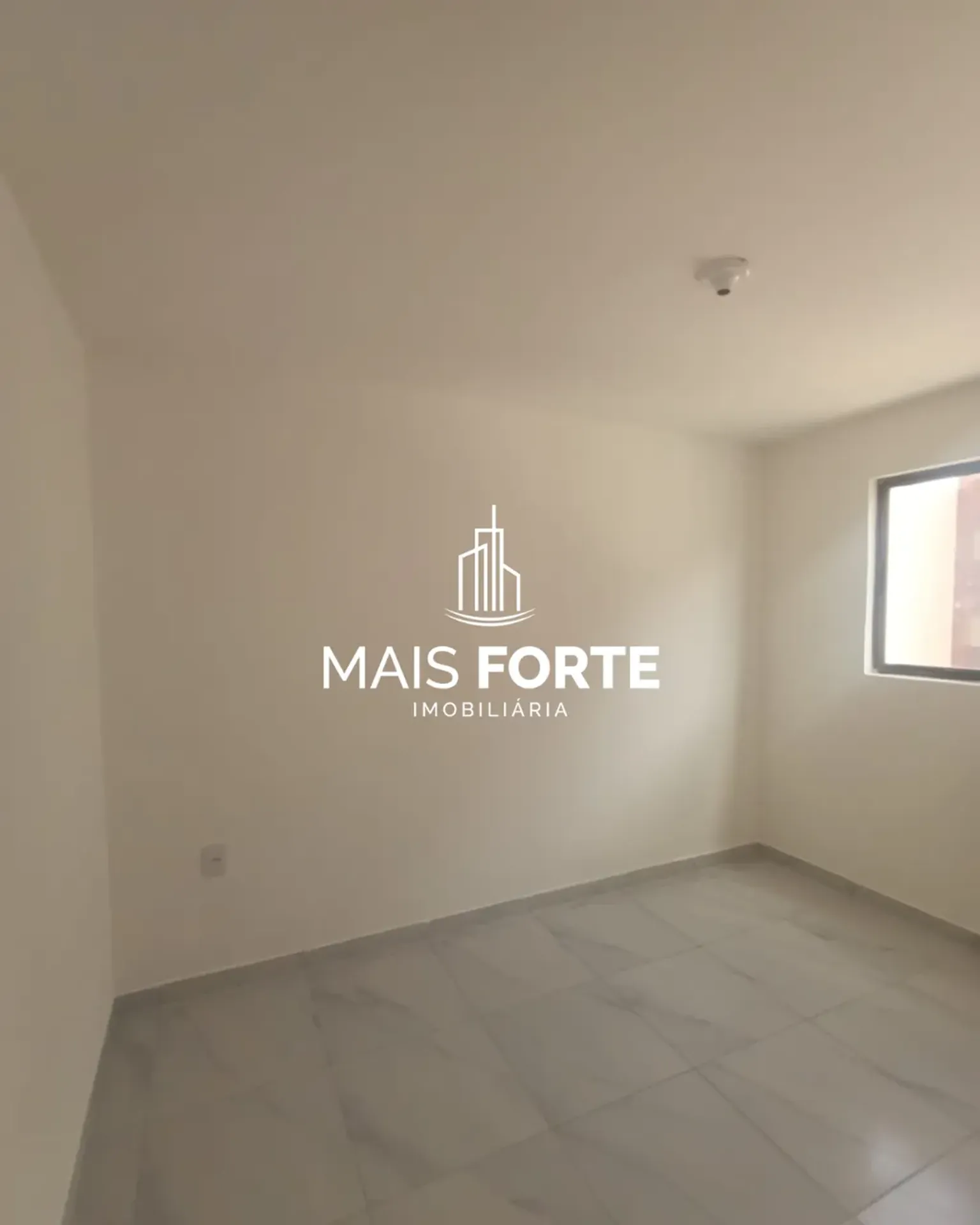 60 m² apartment with 2 bedrooms and 2 bathrooms — photo 15