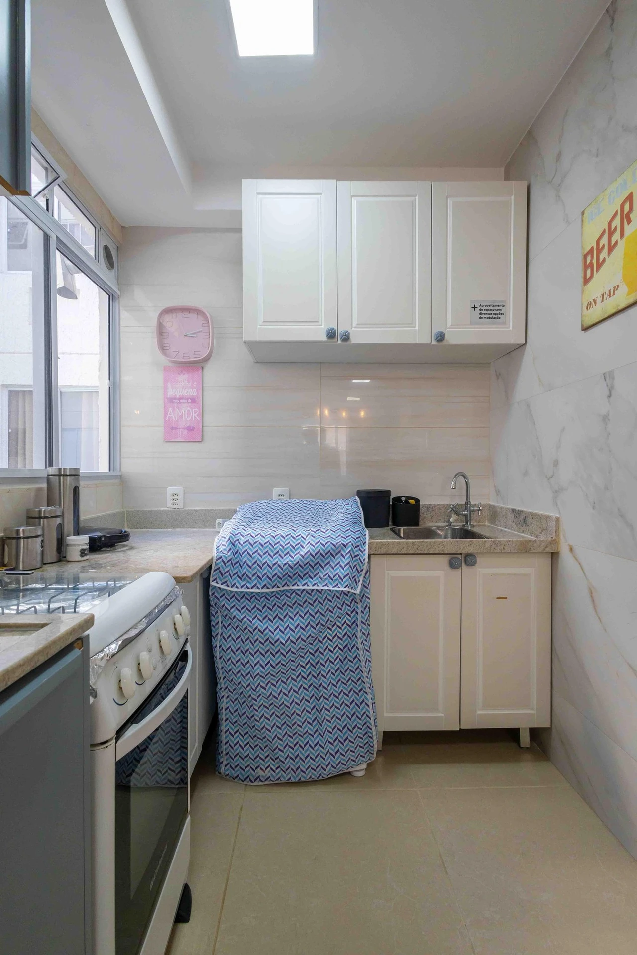 Furnished 2-bedroom apartment with 1 parking space — photo 11