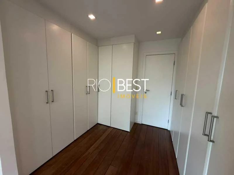 Apartment, 179 m², with a home office — photo 16