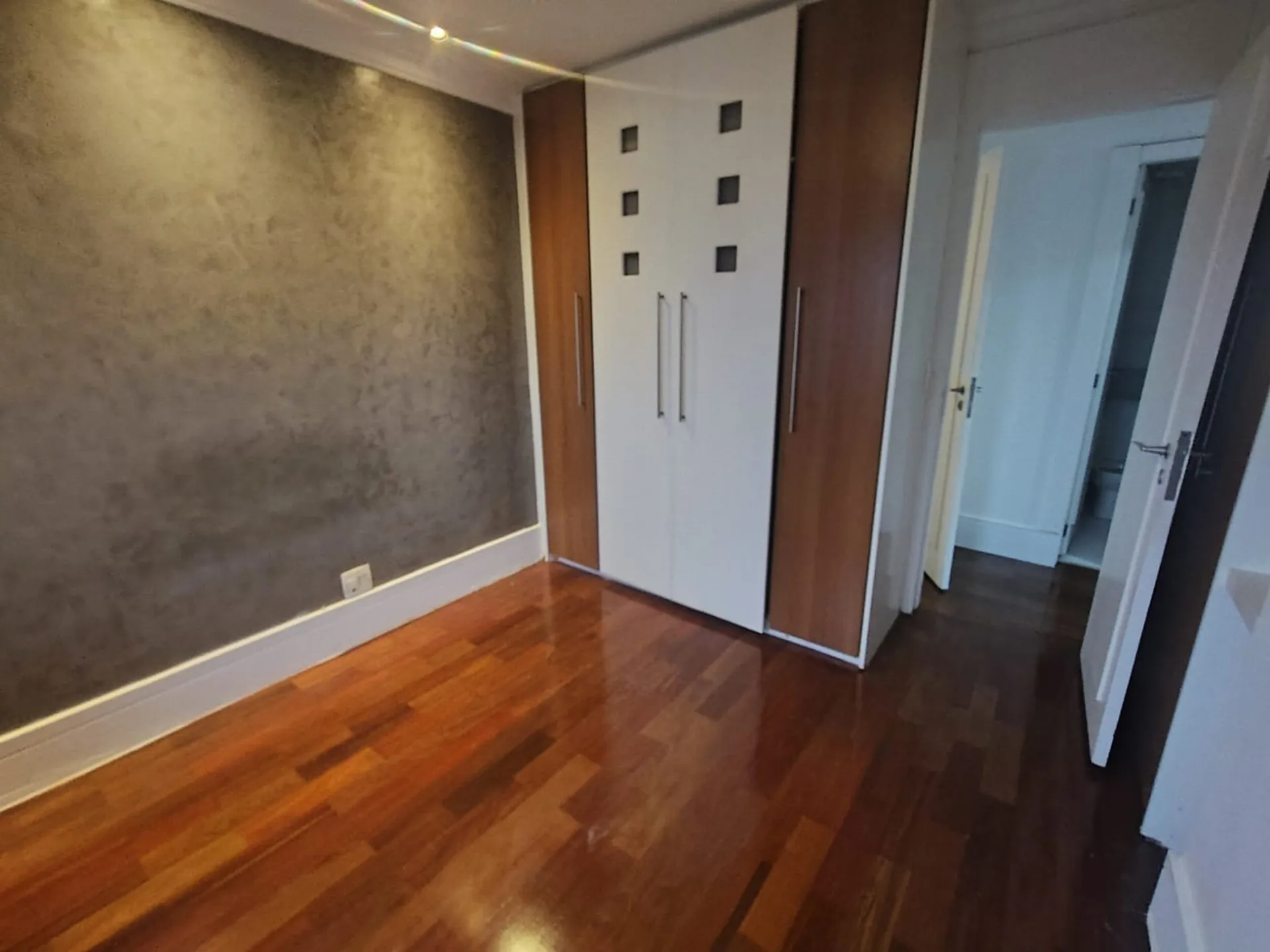 Apartamento de 3 quartos com cozinha separada e 2 vagas — photo 25