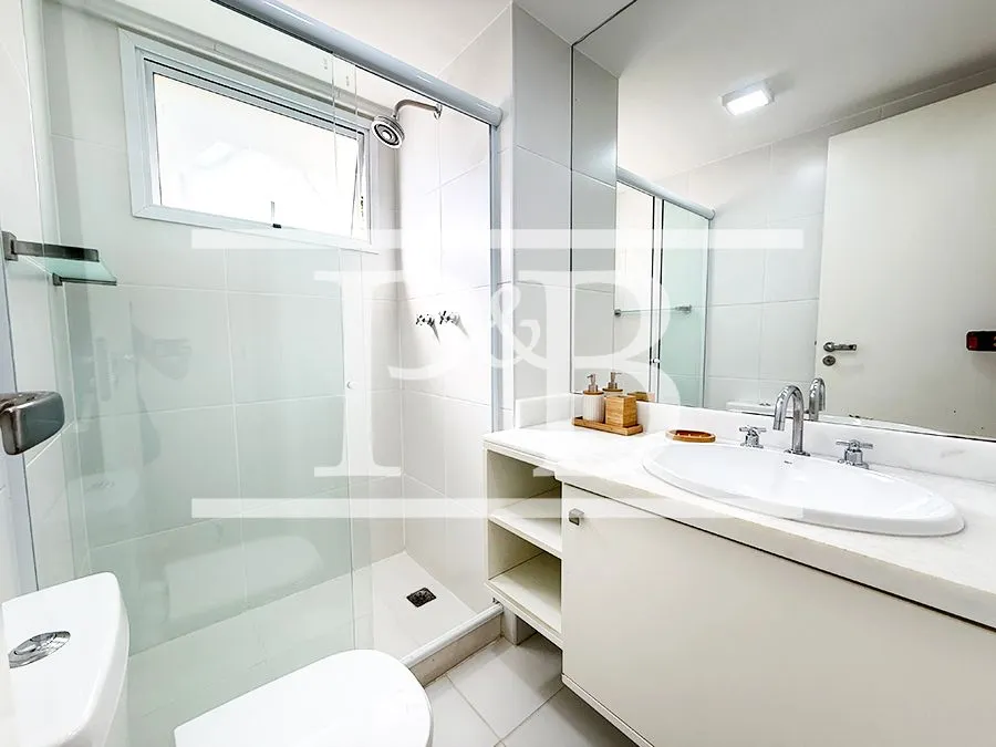 Furnished 2-bedroom apartment with 90 m² and parking — photo 8