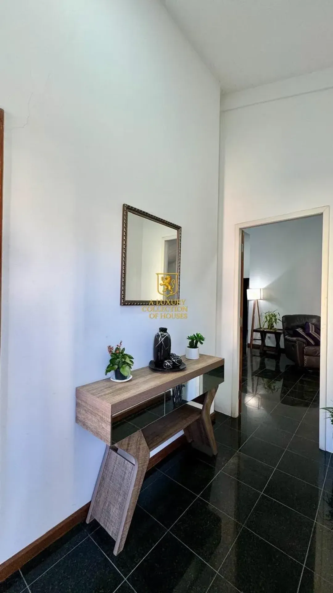 Casa mobiliada com 9 quartos e 3 vagas — photo 9