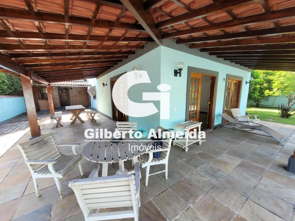 3-bedroom house with a grill on the balcony — photo 8