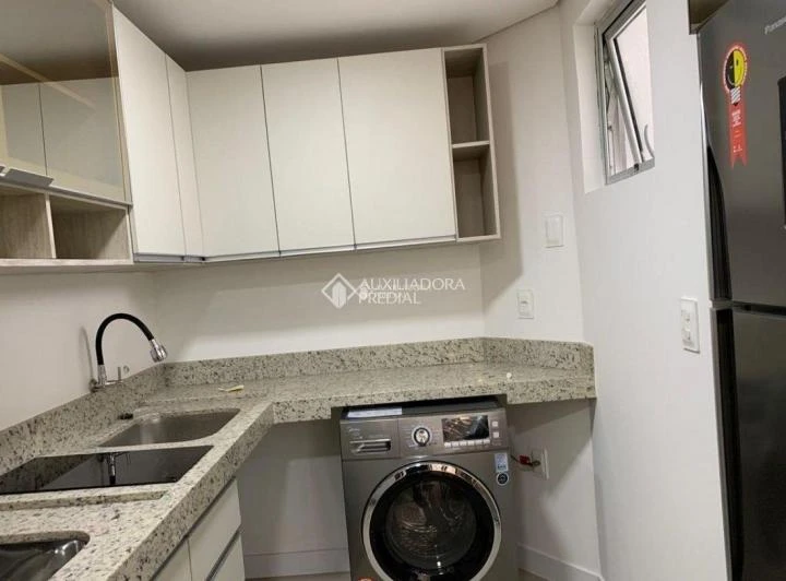 1-bedroom apartment with open-plan kitchen and 62 m² — photo 6