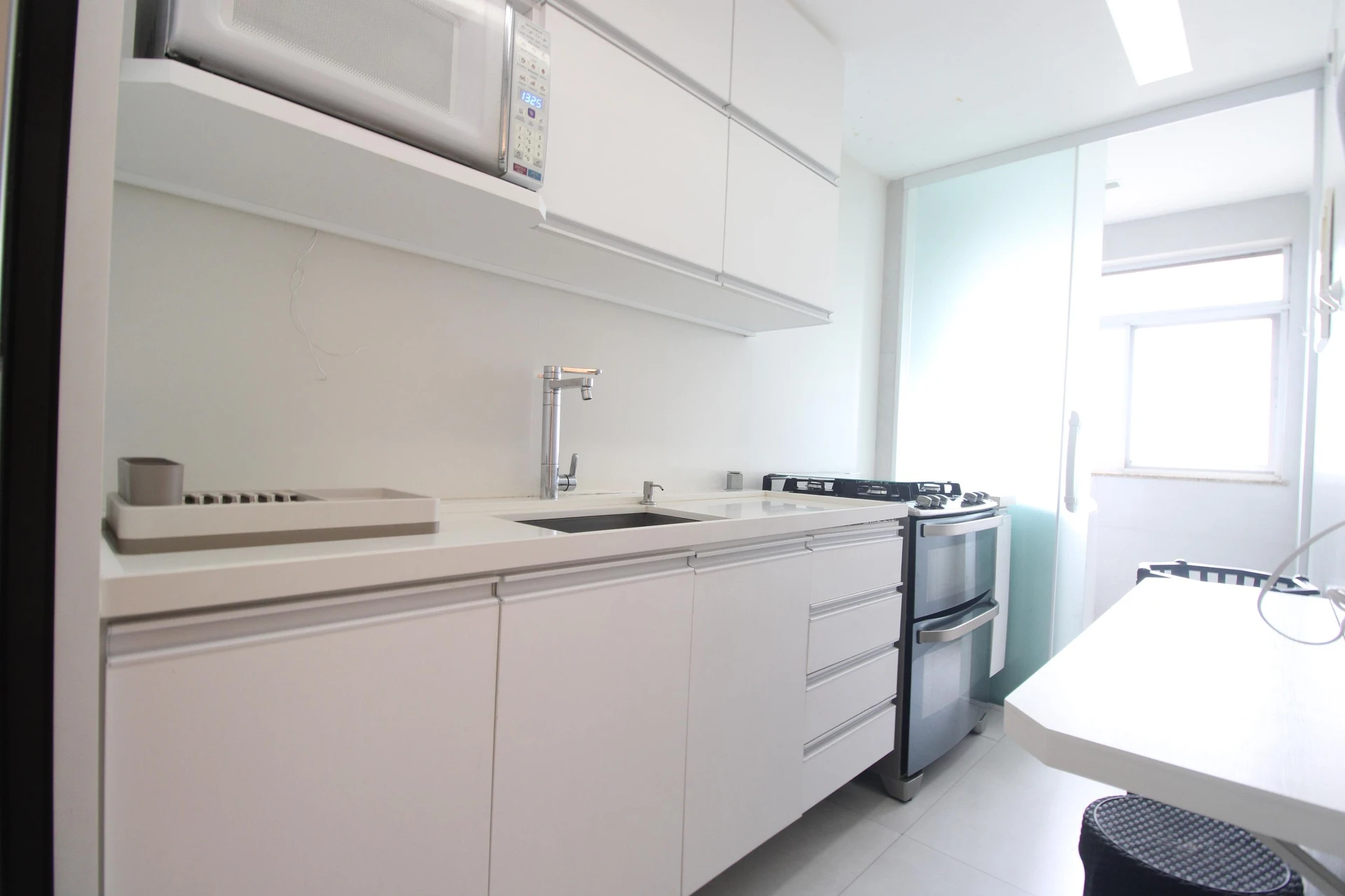 Apartamento mobiliado de 2 quartos em condomínio com sauna — photo 2