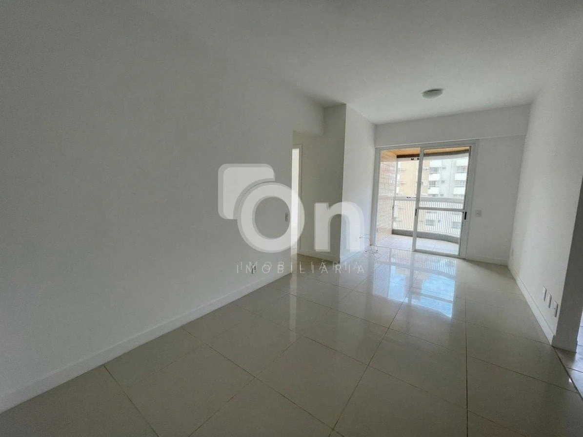 2-bedroom apartment with a water view in Florianópolis — photo 18