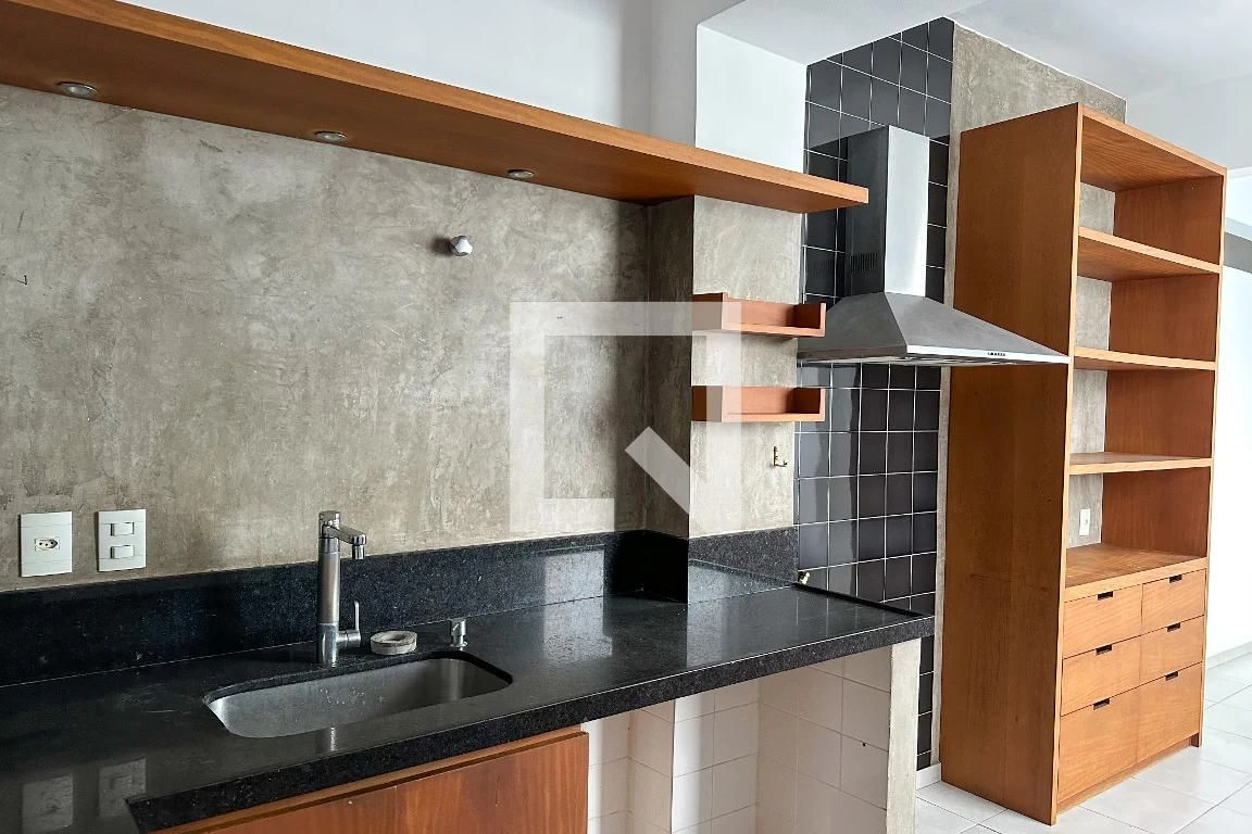 Apartamento com 4 quartos e sala de estar, 3 banheiros — photo 14