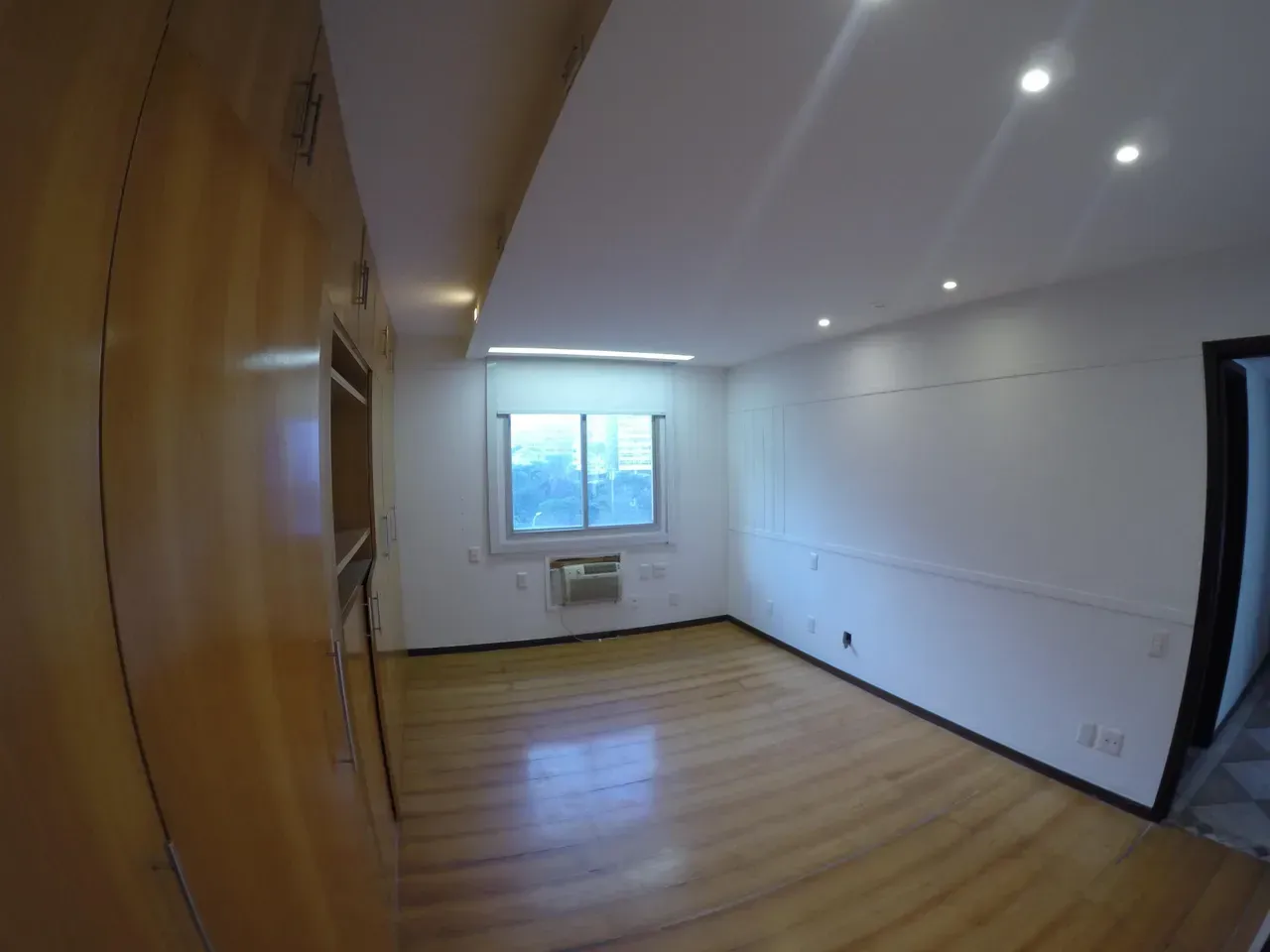 4-bedroom apartment with 141 m² and 2 parking spaces — photo 11