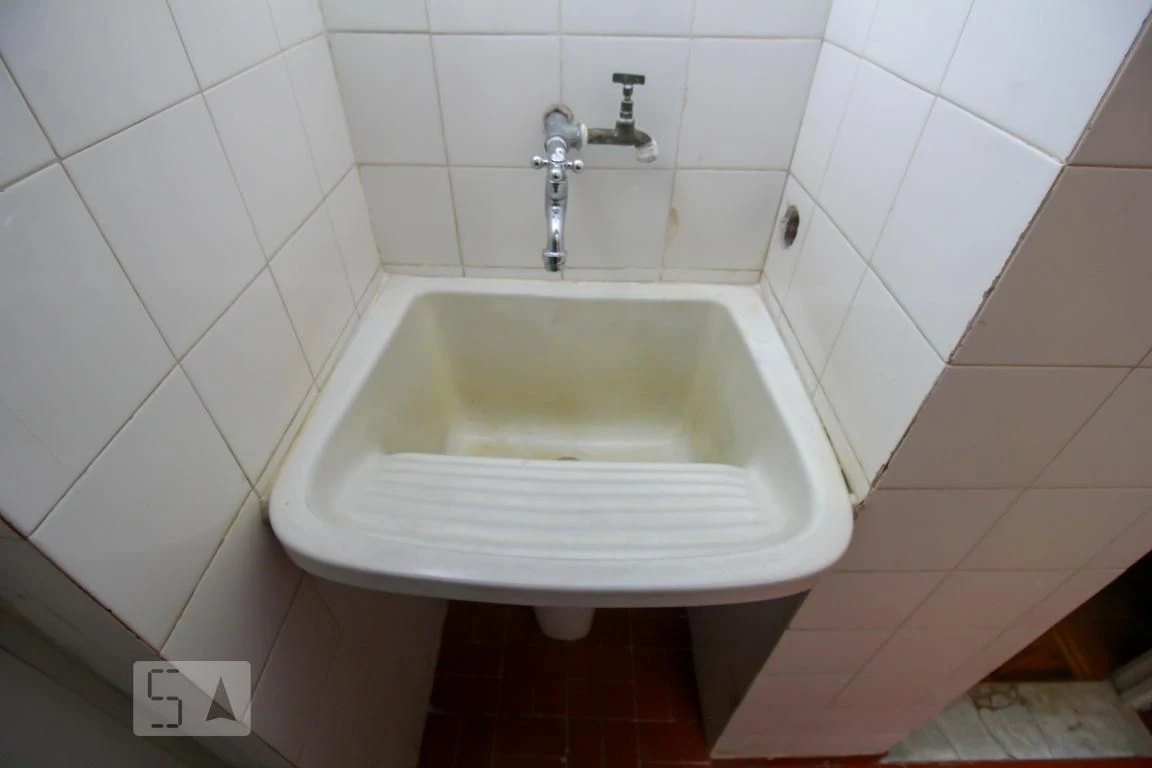 Rental apartment with 2 bedrooms and a balcony — photo 5