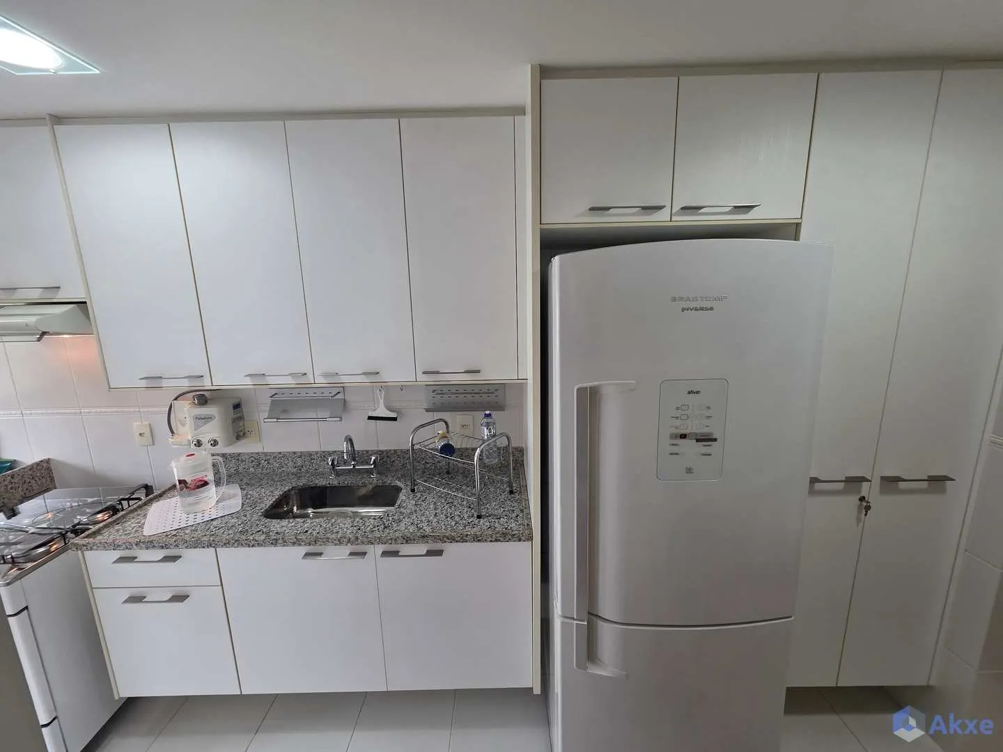 2-bedroom apartment with an enclosed glass balcony — photo 12