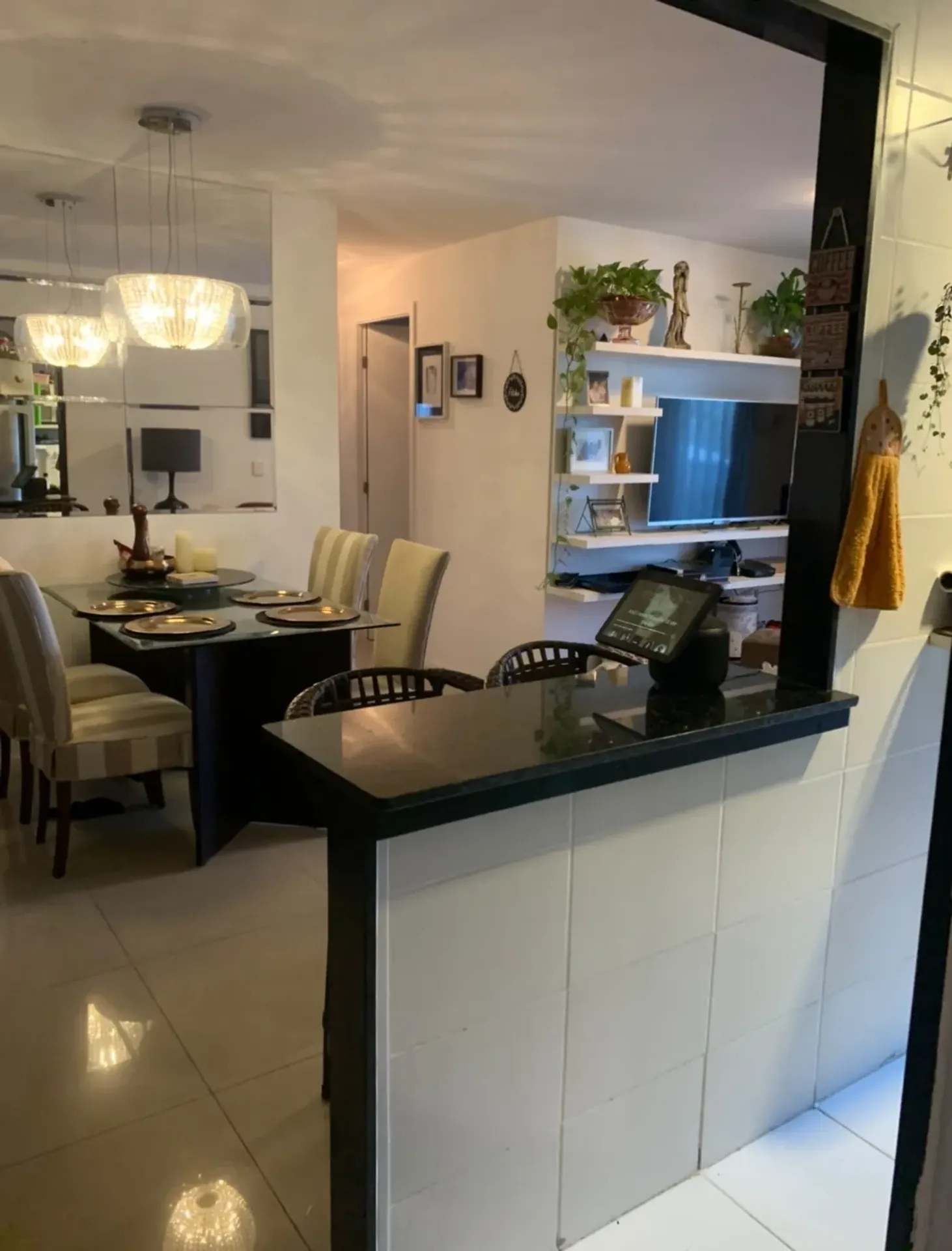 Furnished apartment, 74 m², with a glass-enclosed balcony — photo 8