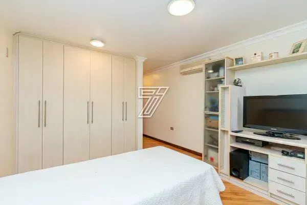 Furnished house with 3 bedrooms and 5 bathrooms — photo 31