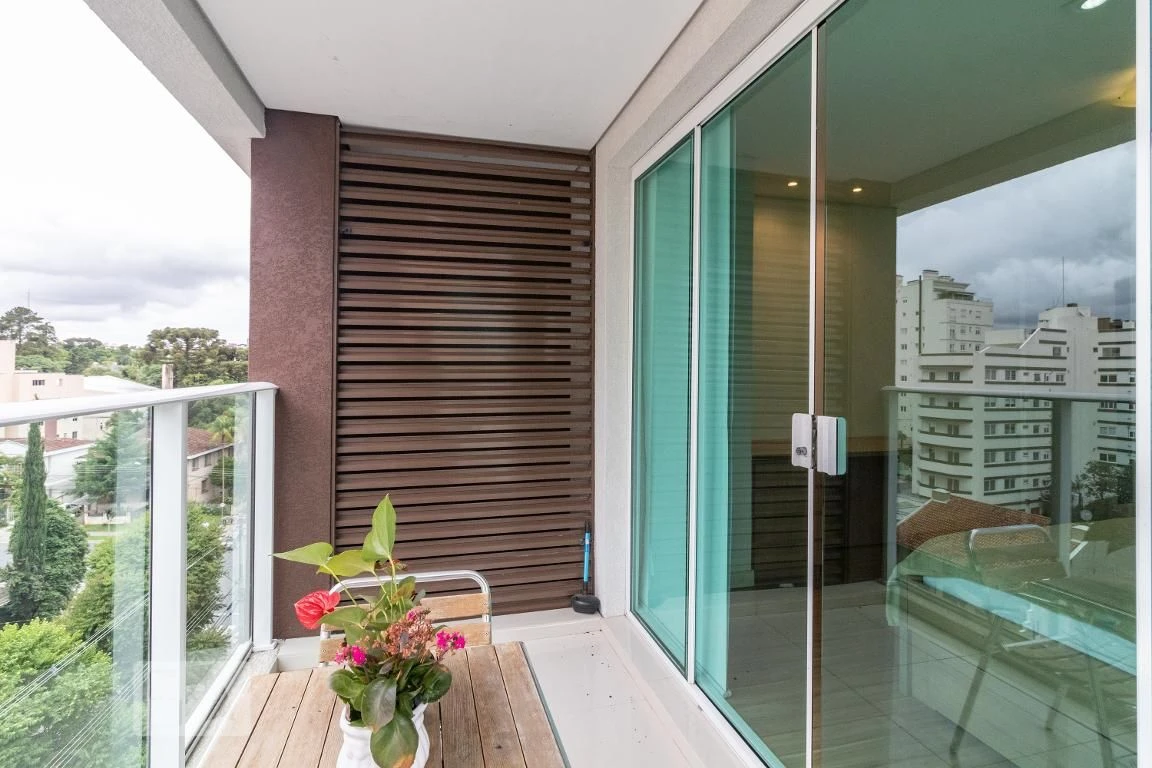 One-bedroom apartment with a washing machine in Curitiba — photo 36