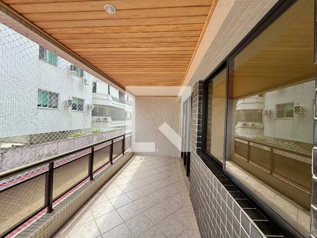 Apartment, 92 m², with a glass-enclosed balcony — photo 19
