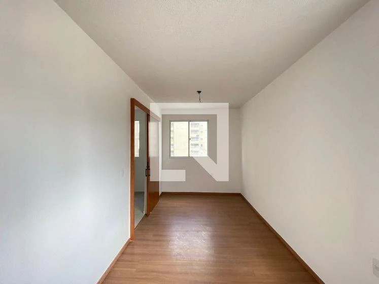 One-bedroom apartment in a building with a pool — photo 22