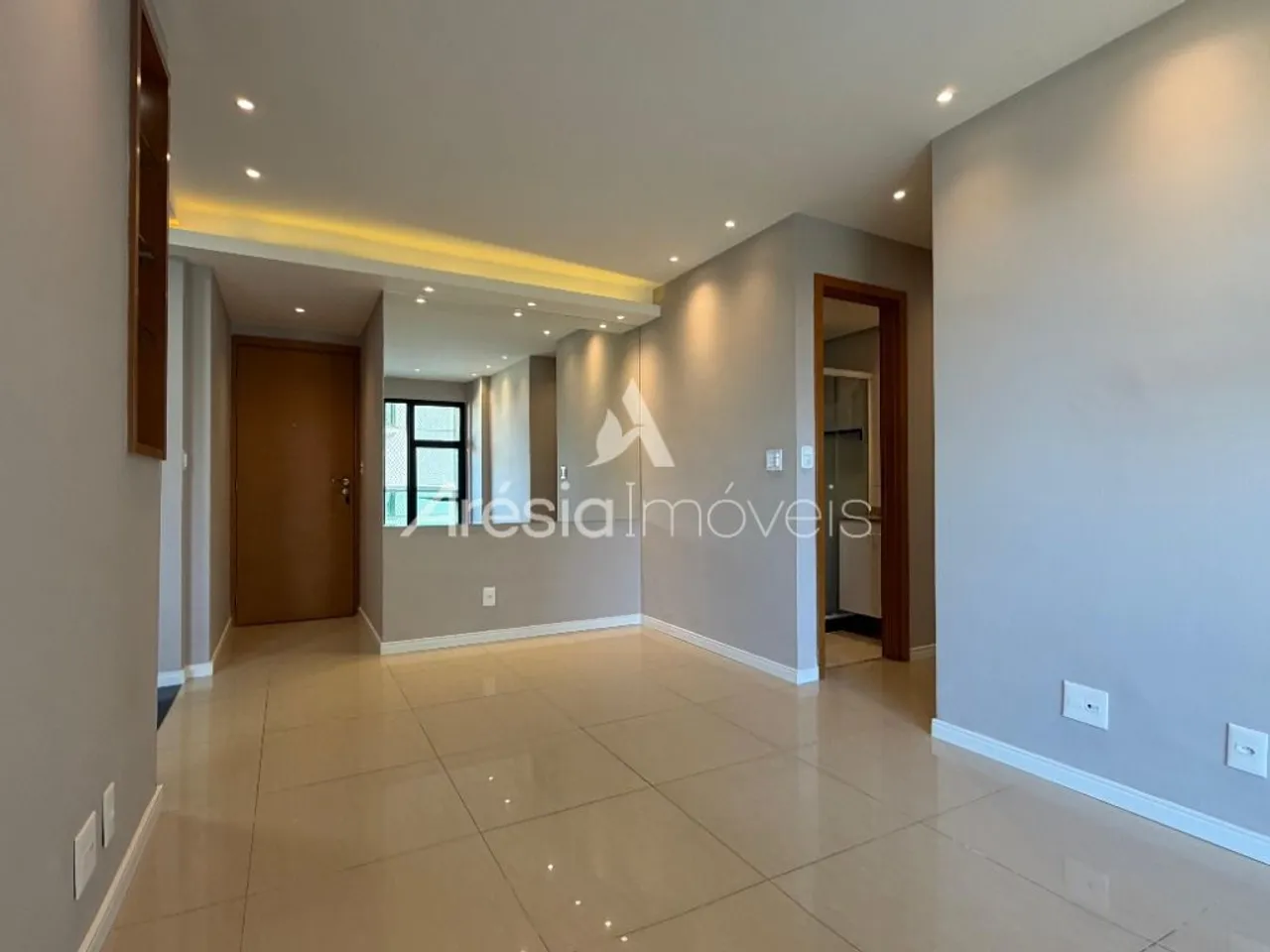 2-bedroom apartment with open-plan gas kitchen — photo 16