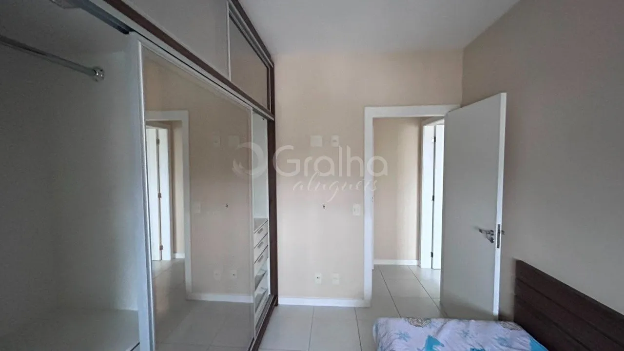 Furnished 99 m² apartment with 2 bedrooms and an en-suite — photo 16