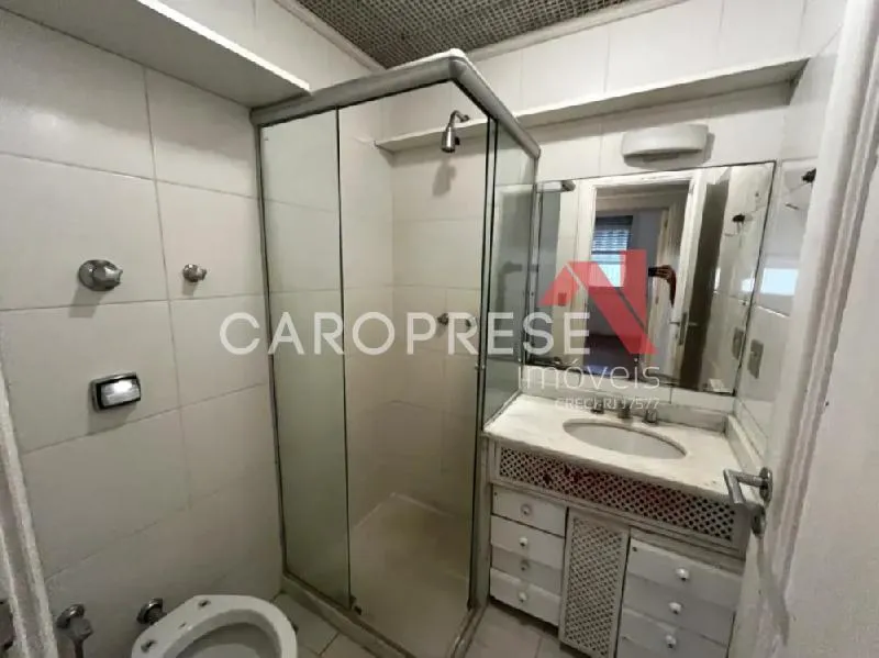 Apartment with 3 bedrooms and a terrace — photo 4