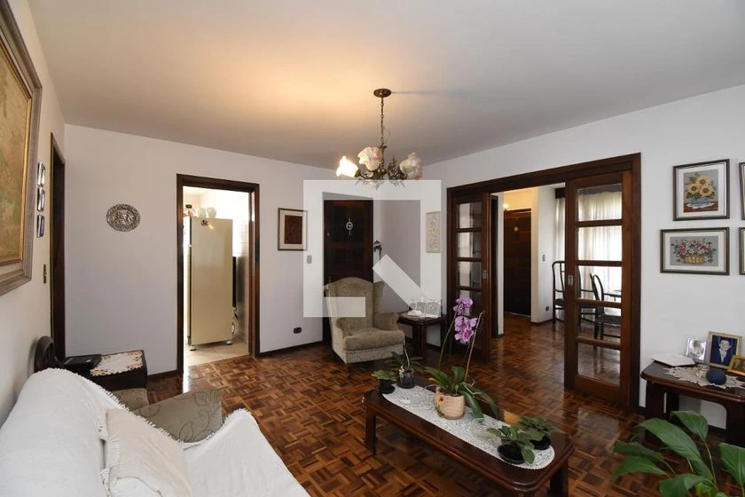 House with 2 bedrooms and a private garden