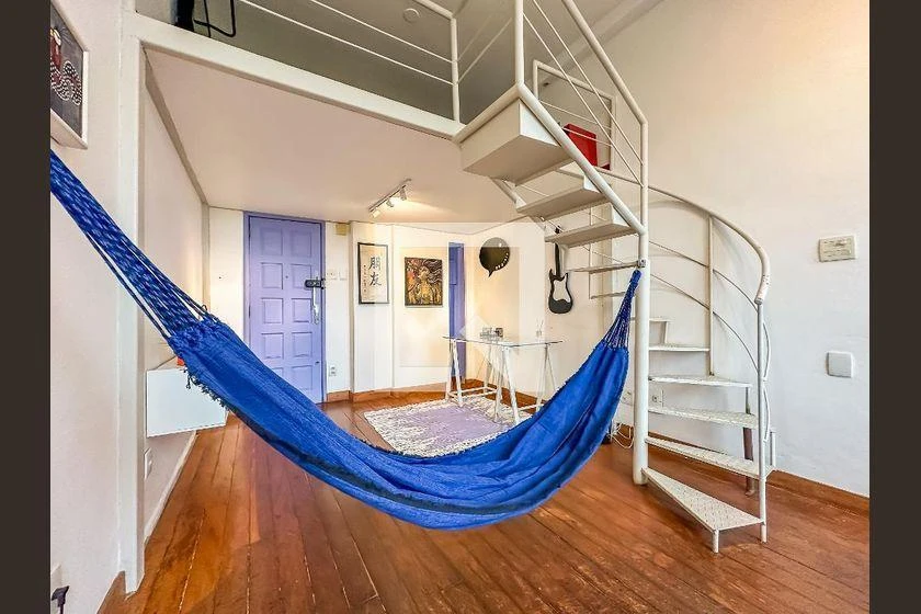 Furnished studio, 30 m², with floor-to-ceiling windows — photo 18