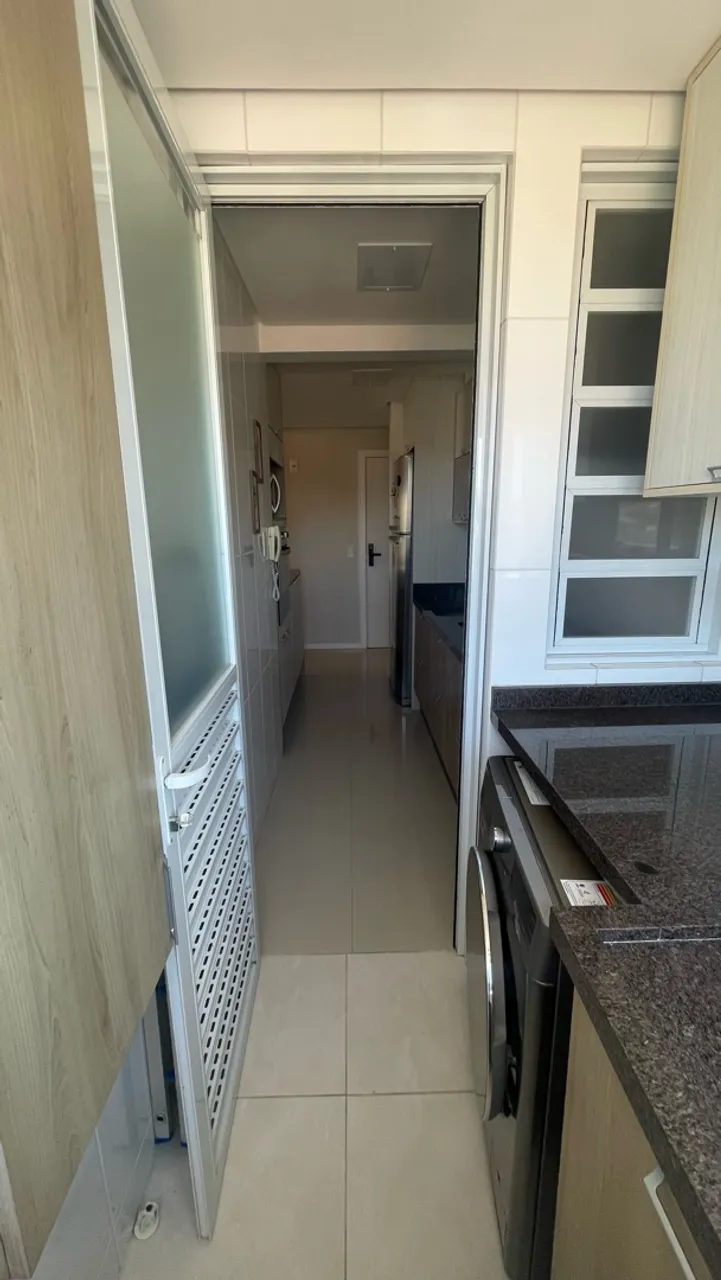 Home office in a 2-bedroom apartment, 66 m² — photo 11
