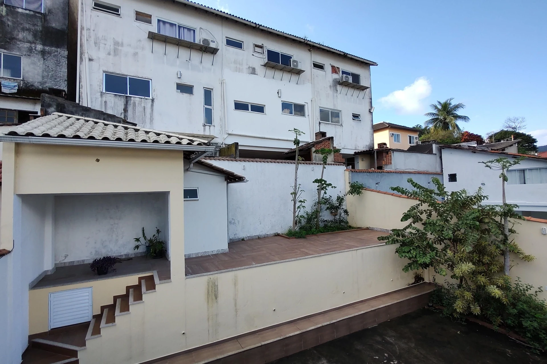 Vista a la montaña y 5 dormitorios: casa de 900 m² — photo 115