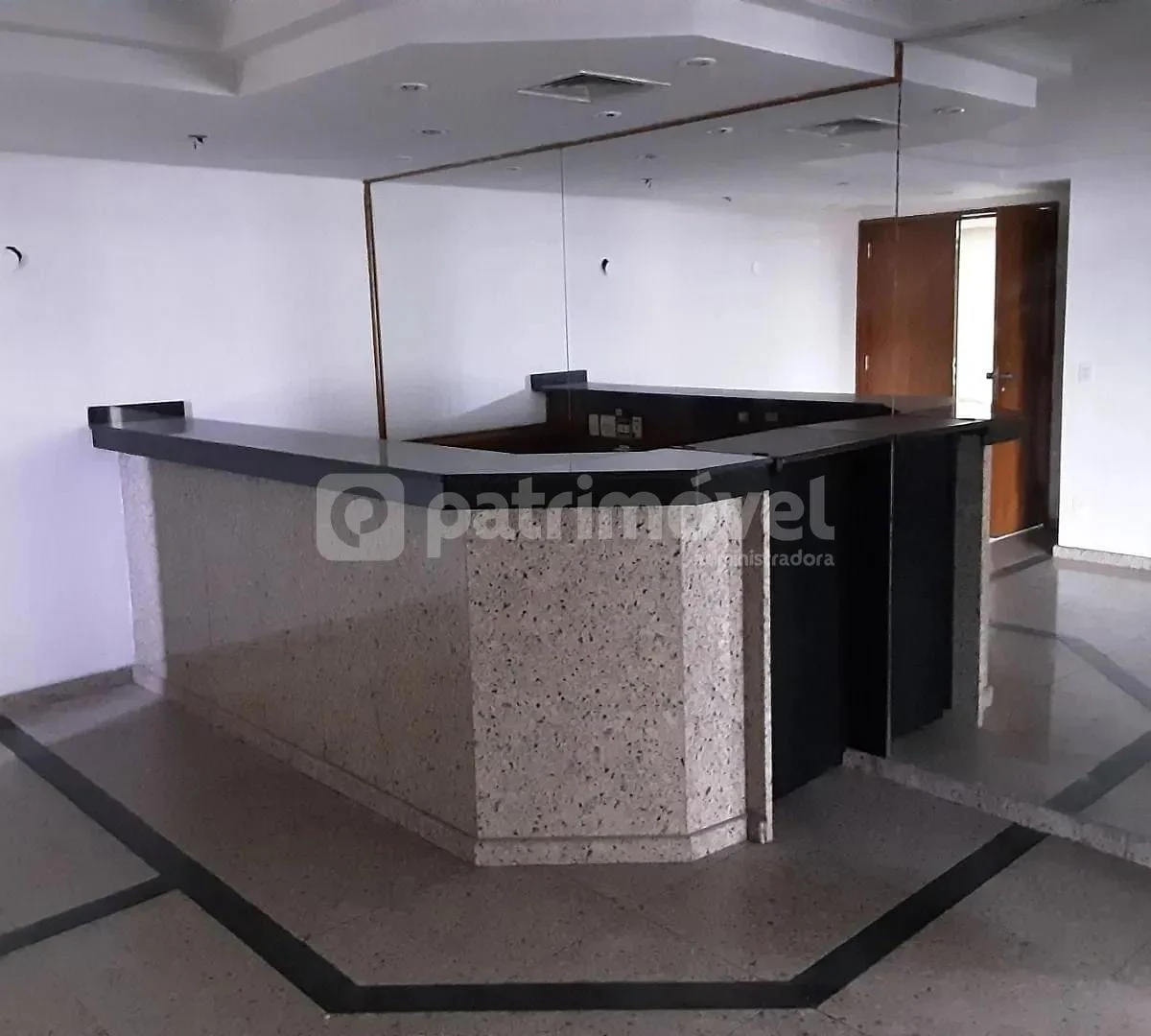 Unfurnished corporate apartment with 6 bathrooms — photo 6